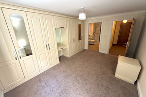 Bedroom- click for photo gallery
